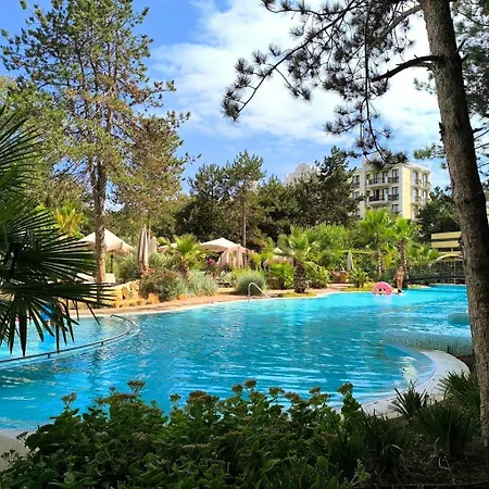 Harmony Grand 11 Private 616 *