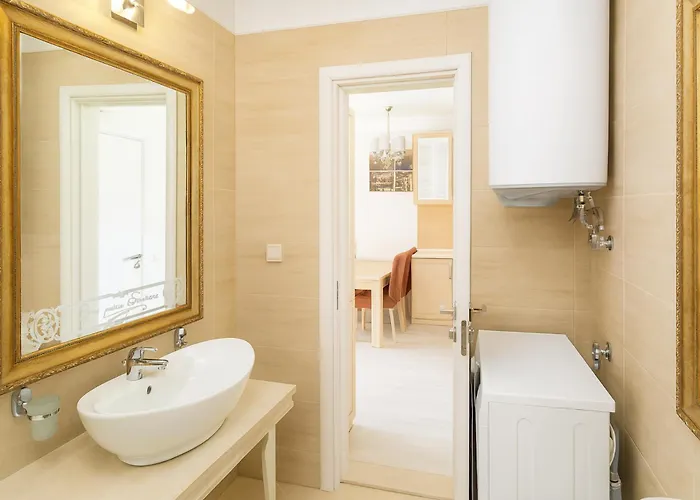 Harmony Grand 11 Private 616